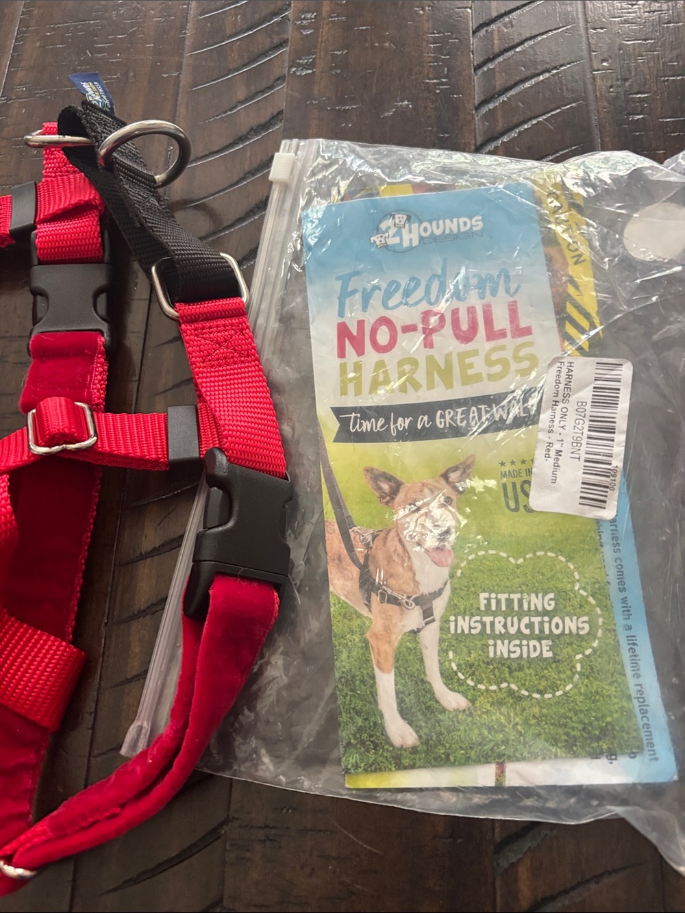 Freedom No-Pull Dog Harness in Red - Comfort Fit